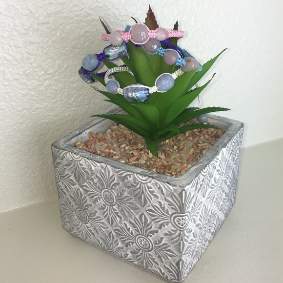 Handmade Chinese Knotting Bracelet W/ Glass Beads - Picture 8 of 8